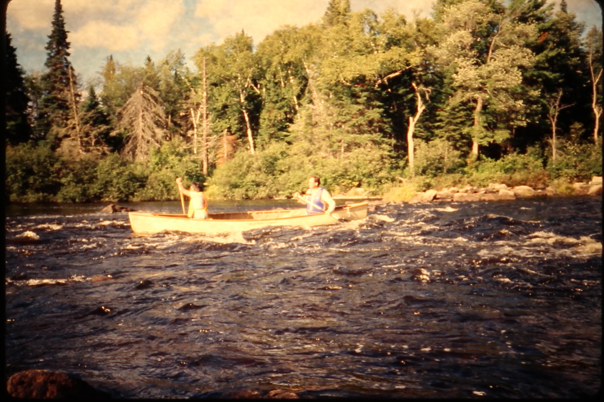 19890903.09 - USA ME -- MooseRiver - Somesh Jerry - Moose River Rapids 2 - MB01T01B11S09.JPG